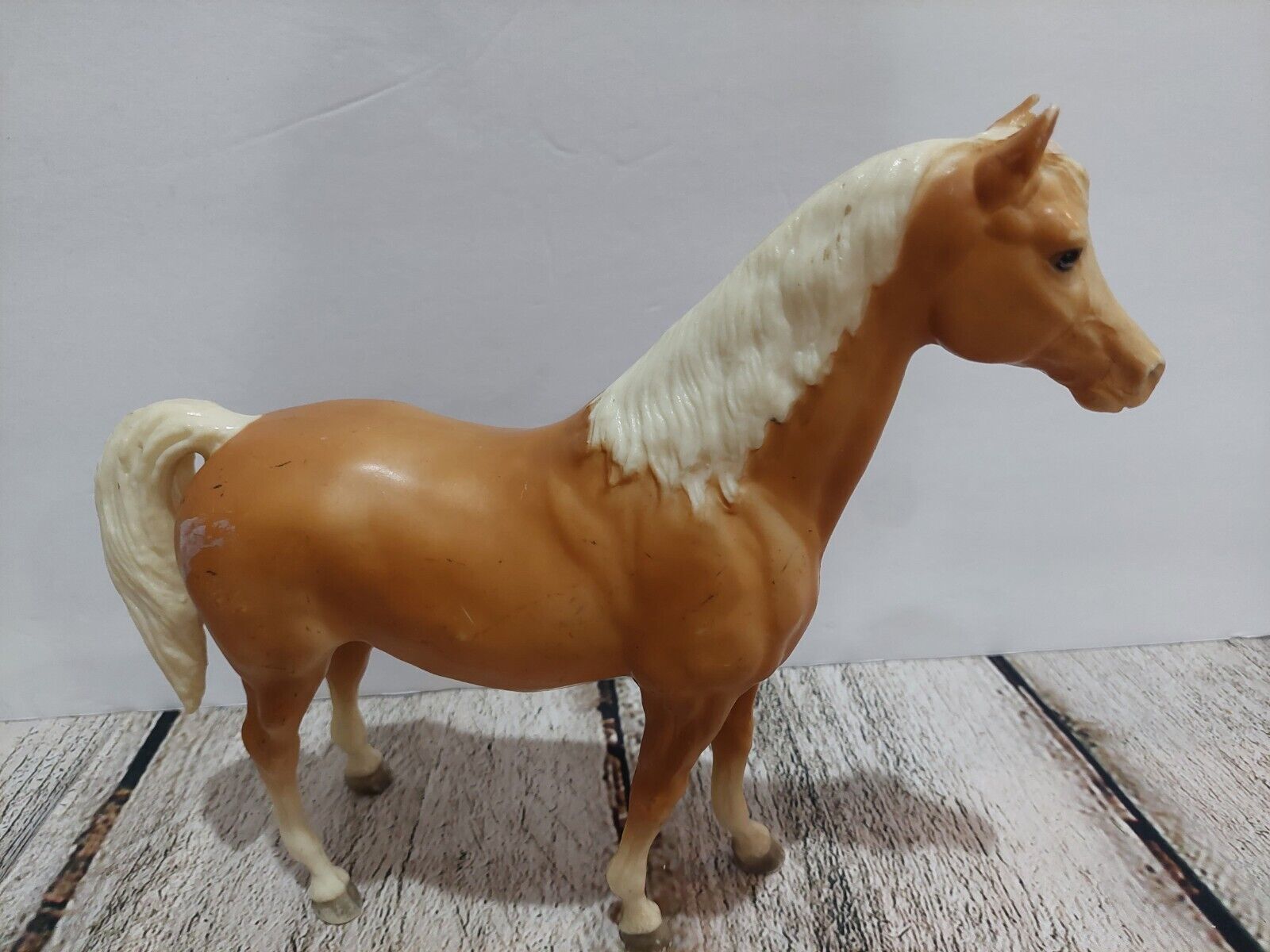 Primary image for Vintage Breyer Arabian Matte Palomino Toy Collectible Horse