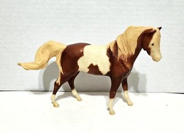 Breyer Reeves Chestnut Pinto Mustang Blonde Mane &amp; Tail 6&quot; x 8.5&quot; - $266.59 MXN