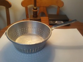 old aluminum strainer pot for steaming - $12.34