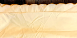 Vtg Set of Embroidered Pillowcases Yellow & Blue Floral Scalloped Edge 27" x 19" image 9