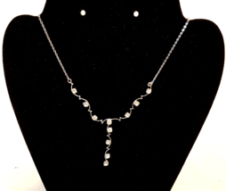 Avon Vine Y NECKLACE Crystal Rhinestone Drop Adjustable Length Silver To... - £7.86 GBP