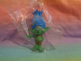 Dreamworks Trolls PVC Figure Green with Blue Hair - £2.36 GBP