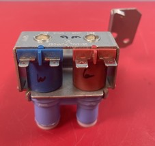GE Refrigerator Water Inlet Valve Assembly WR57X10032 RIV-12AE21H - €16,06 EUR