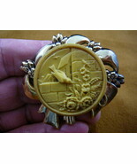 (cm54-8) BIRD ROSES WALL white CAMEO brass pin Pendant Jewelry brooch ne... - $645.34 MXN