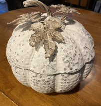 Metal 10&quot; Rustic White Fall Harvest Pumpkin Container - £22.72 GBP