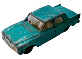 Vintage Lesney Matchbox No. 33 Green Ford Zephyr 6 Black Wheels Loose - $5.31
