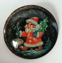 RUSSIAN Hand Painted Wooden Santa Claus Brooch Pin 2 Inches Diameter Signed - $19.99