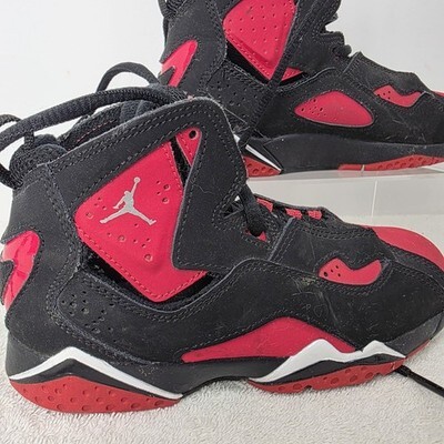 Nike Air Jordan True Flight Bred Black Red Boys Youth 13C Shoes CU4933-001 Item image 6