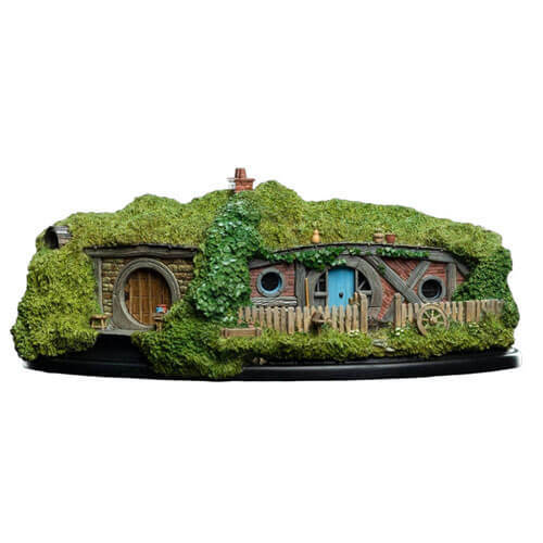 Primary image for The Hobbit Gandalf's Cutting Hobbit Hole Diorama - #24