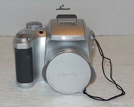 Fujifilm FinePix S Series S3000 3.2MP Digital Camera - Silver - £38.50 GBP