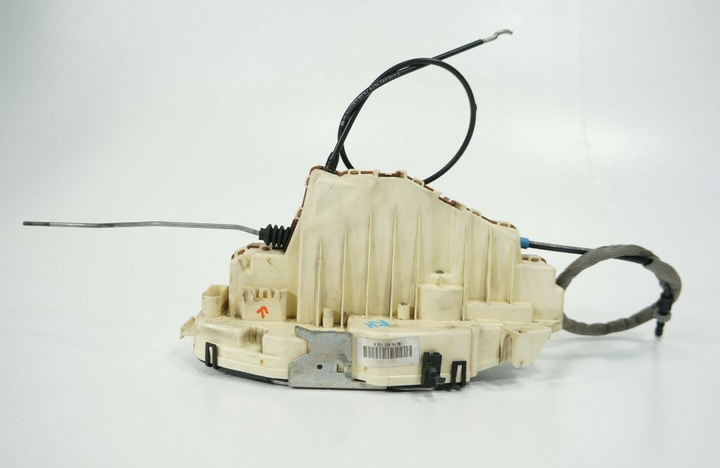 07-2013 mercedes s550 w221 cl550 front right pass side door lock latch actuator Item image 2