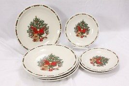 Strawberry St Christmas Treasure Dinner and Salad Plates Lot of 7 - £34.64 GBP