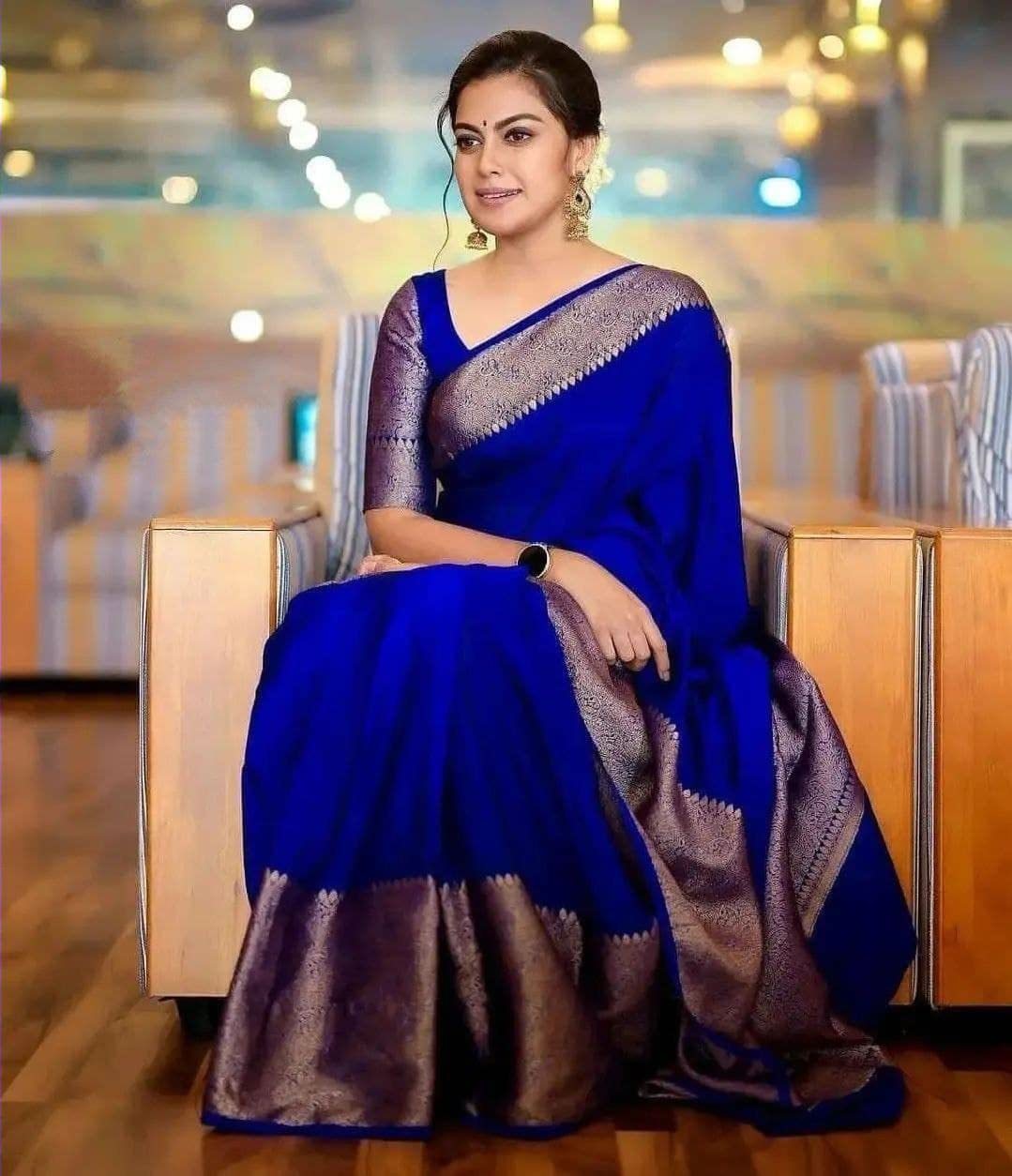 Women's Kanjivaram Soft Silk Banarasi Sarees With Blouse Piece