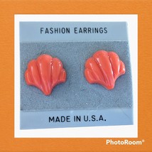 Womens Vintage Fashion Earrings Orange Sea Shells Pierced Beach Vacation Party - £11.21 GBP