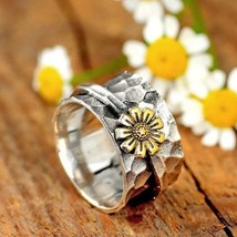Chrysanthemum Metal Plating Metal Women&#39;s Rings Sizes 8 - £15.91 GBP