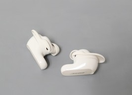 Bose QuietComfort II 435911 Wireless Earbuds w/ Charing Case (good) image 2