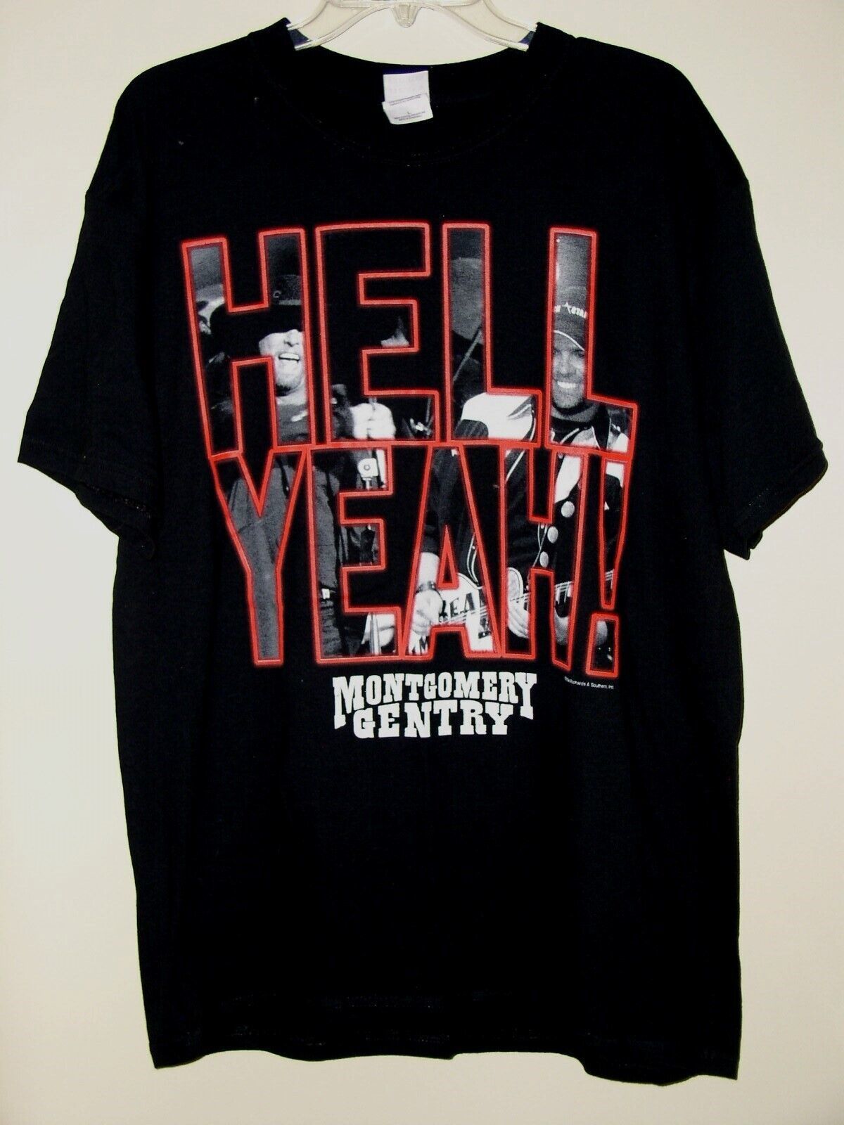 Montgomery Gentry Concert Tour T Shirt Vintage 2004 Hell Yeah! Size Large - $39.99