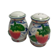 Vtg Unbranded Ceramic Strawberry Salt &amp; Pepper Shaker Shakers  Tabletop ... - $14.54