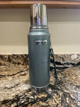 Vintage Stanley Thermos Aladdin Classic Green Steel  with Handle 1 Quart... - $22.16