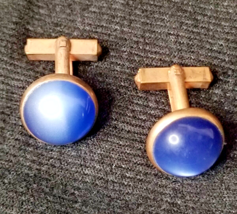 Vintage Large Blue Moonglow Gold Tone Cuff Links - $17.08