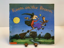 Room on the Broom by Julia Donaldson Scholastic Paperback - £1.29 GBP