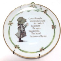 Holly Hobbie 1978 Collector Plate Good Friends and Loved Ones Made Japan Vintage - £17.52 GBP