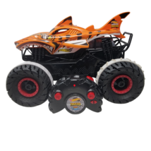 Hot Wheels Monster Truck 1:15 Scale Remote Control Tiger Shark Vehicle - £21.76 GBP