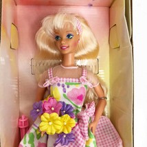 Spring Petals Barbie 16746 Avon Exclusive Special EditionNRFB  - £17.23 GBP