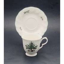Nikko Happy Holidays Cup and Saucer 2 piece Set Christmas Tree Vintage J... - $288.06 MXN