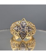 Vtg CZ Dome Ring Gold Tone Star Design Retro Size 7 Cubic Zirconia - $557.69 MXN