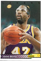 Basketball Card- James Worthy 1993 Upper Deck #156 - £0.99 GBP