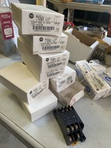 Allen Bradley 700-HN138 Ser A Relay Socket Lot of 8 - £33.63 GBP