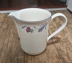 Lenox Poppies On Blue Pitcher Water Tea 50 Ounces - $22.76