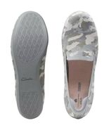 Clarks Carly Dream Loafer in Khaki Camouflage Size 6M NEW - $635.44 MXN
