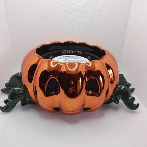 Primary image for Bath and Body Works 2022 Halloween Pumpkin Spider Pedestal 3 Wick Candle Holder