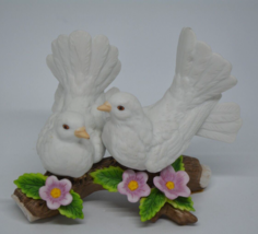 COURTSHIP DOVES FIGURINE 1453 porcelain statue homco home interior gift bird vtg - $29.02