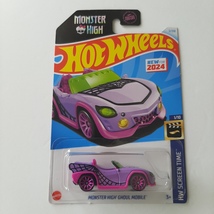 Monster High Hot Wheels Ghoul Mobile 2024 HW Screen Time Collection Car Purple - £6.28 GBP