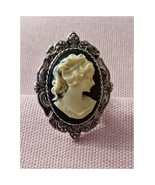 Victorian Gothic Style Black &amp; Cream/White Cameo Ring Sz 6 - $25.00