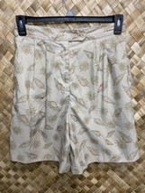 IZOD Club Sz 10 Seashell Shells High Waist Pleated Front Khaki Shorts Pockets - £13.94 GBP