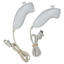 Nintendo Wii White Nunchuk Controller Set of 2 OEM Model RVL-004 - $143.22 MXN