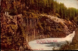 VINTAGE cir. 1912 postcard -Hood River OR The Devil&#39;s Punch Bowl-bk41 - £2.34 GBP