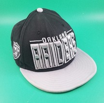New Era Oakland Raiders NFL 9Fifty Snapback Cap Spellout Raised silver Letters - £35.04 GBP