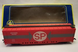 VINTAGE AHM HO SCALE SOUTHERN PACIFIC ALL DOOR BOX CAR TRAIN SP 51249 w/... - $16.34