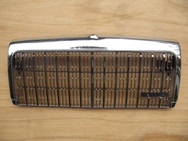 Fully Chrome Complete Grille Fits For Lincoln Town Car 1993-94 F3VY-8200A - $90.08