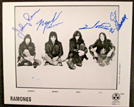 RAMONES :ROCK BAND: (THE RAMONES) ORIGINAL AUTOGRAPH PHOTO /CLASSIC - $989.99