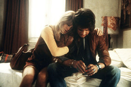 Shampoo 1974 movie Goldie Hawn Warren Beatty bedroom scene 8x12 inch rea... - $11.75