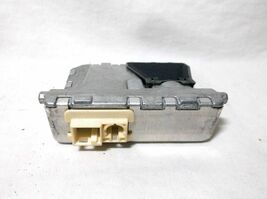 14-15 MERCEDES-BENZ  GLK250/GLK350 MULTIPURPOSE WINDSHIELD MOUNTED CAMERA image 4