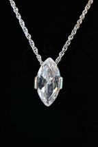 Avon diamond cut rhinestone pendant on 16 inch chain - $247.32 MXN