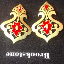 Beautiful gold an red vintage earrings - £14.24 GBP