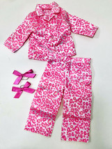 Fibre Craft 18&quot; Doll Pink Cheetah Print Pajamas Set With Matching Hair Bows - £7.07 GBP